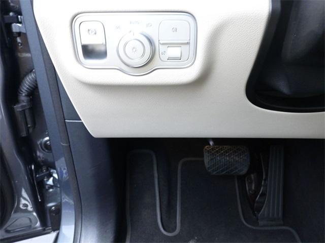 used 2025 Mercedes-Benz GLE 350 car, priced at $64,997
