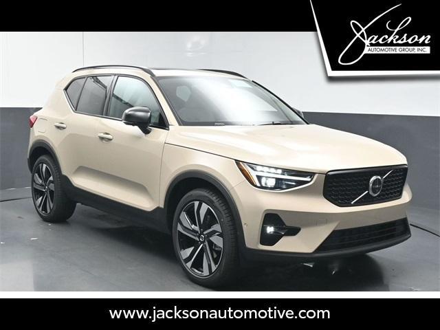 new 2026 Volvo XC40 car