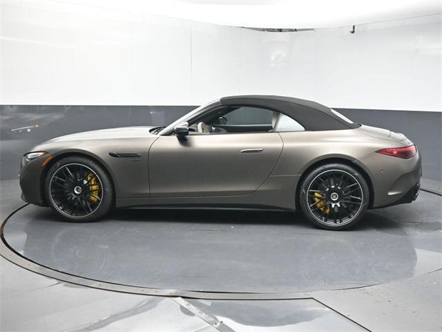 new 2025 Mercedes-Benz AMG SL 55 car, priced at $171,320