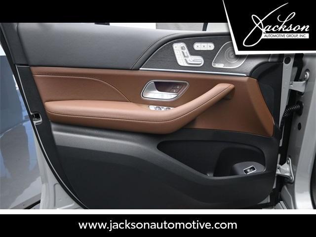 new 2025 Mercedes-Benz GLE 580 car, priced at $103,825