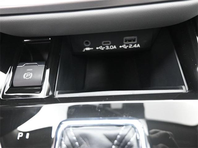 new 2025 Subaru Legacy car