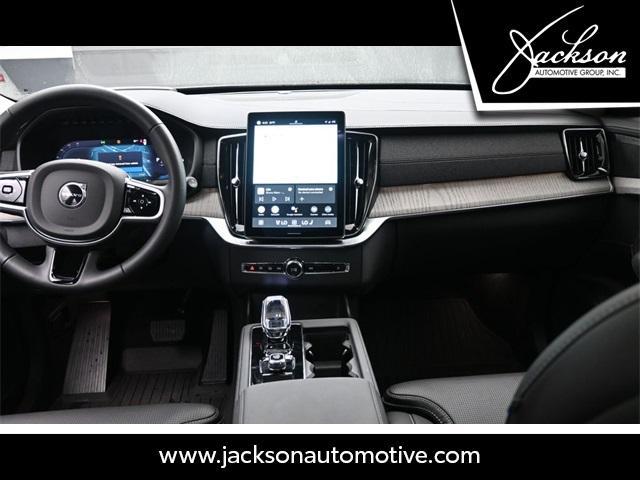 used 2025 Volvo XC90 Plug-In Hybrid car, priced at $67,067