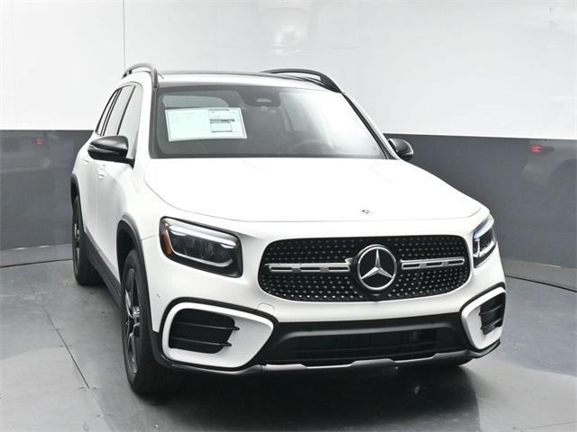 new 2025 Mercedes-Benz GLB 250 car, priced at $52,135