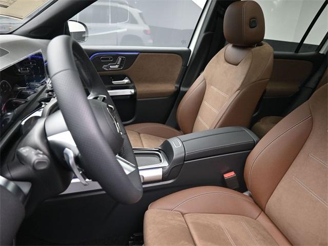 new 2025 Mercedes-Benz GLB 250 car, priced at $52,135