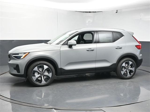 new 2025 Volvo XC40 car, priced at $45,485