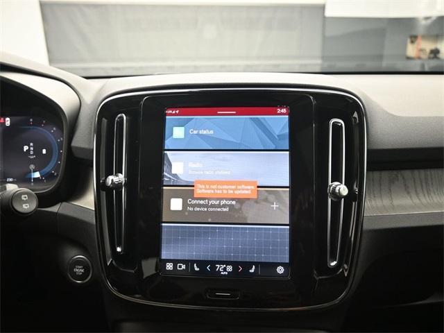 new 2025 Volvo XC40 car, priced at $45,485