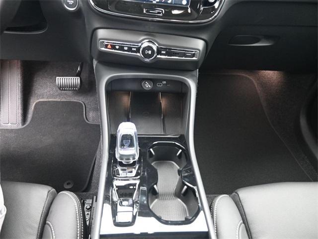 new 2025 Volvo XC40 car, priced at $49,790