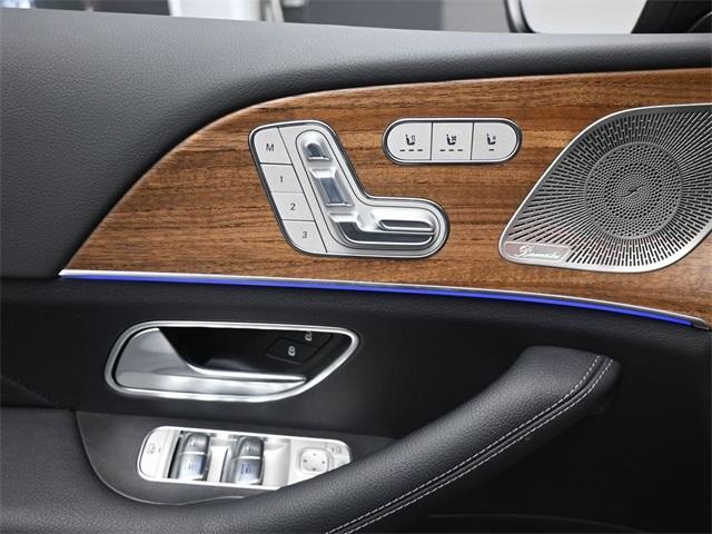 new 2025 Mercedes-Benz GLE 450 car, priced at $85,225