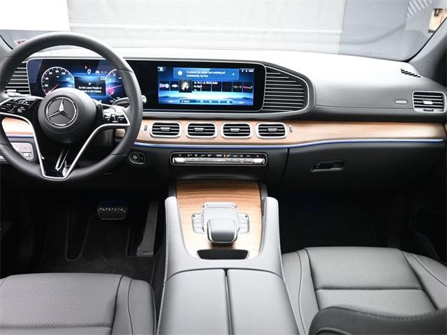 new 2025 Mercedes-Benz GLE 450 car, priced at $85,225