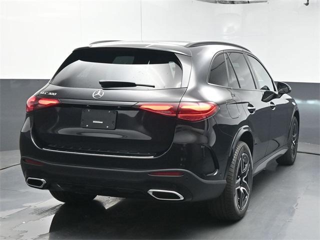 new 2025 Mercedes-Benz GLC 300 car, priced at $59,625