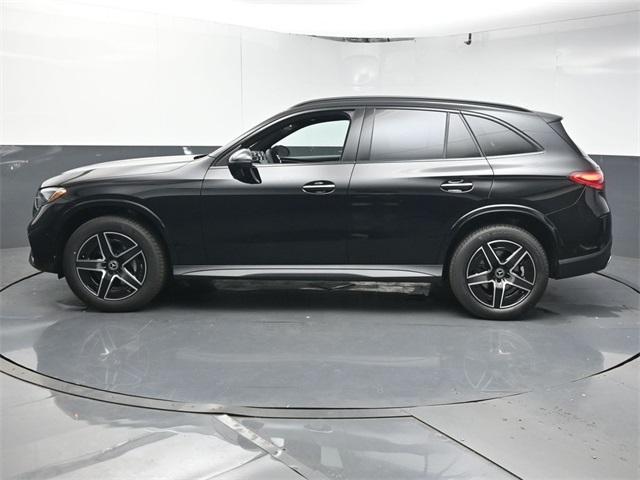 new 2025 Mercedes-Benz GLC 300 car, priced at $59,625