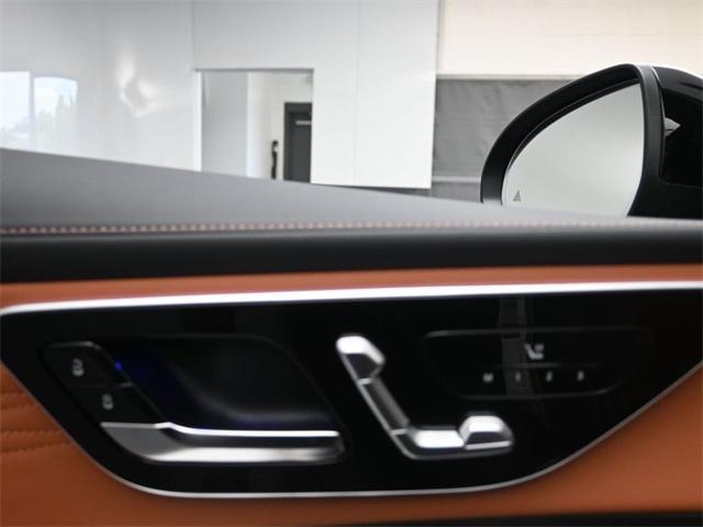 new 2025 Mercedes-Benz GLC 300 car, priced at $69,985