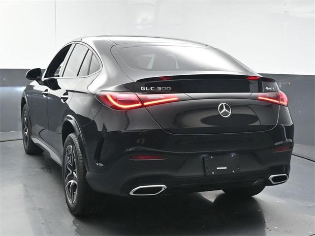 new 2025 Mercedes-Benz GLC 300 car, priced at $69,985