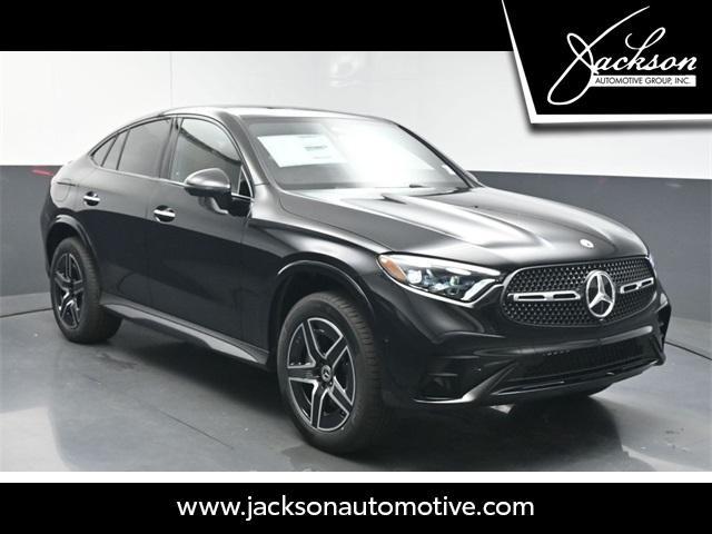 new 2025 Mercedes-Benz GLC 300 car, priced at $69,985