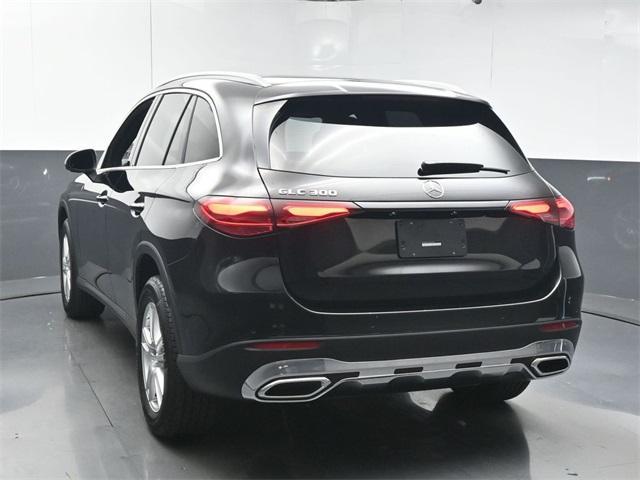 new 2025 Mercedes-Benz GLC 300 car, priced at $53,085