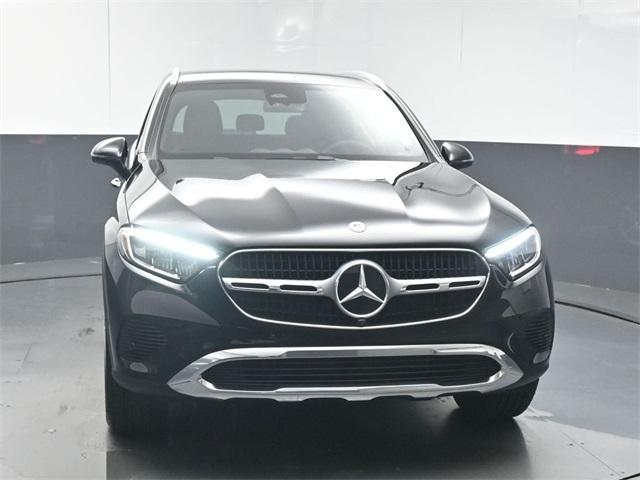 new 2025 Mercedes-Benz GLC 300 car, priced at $53,085