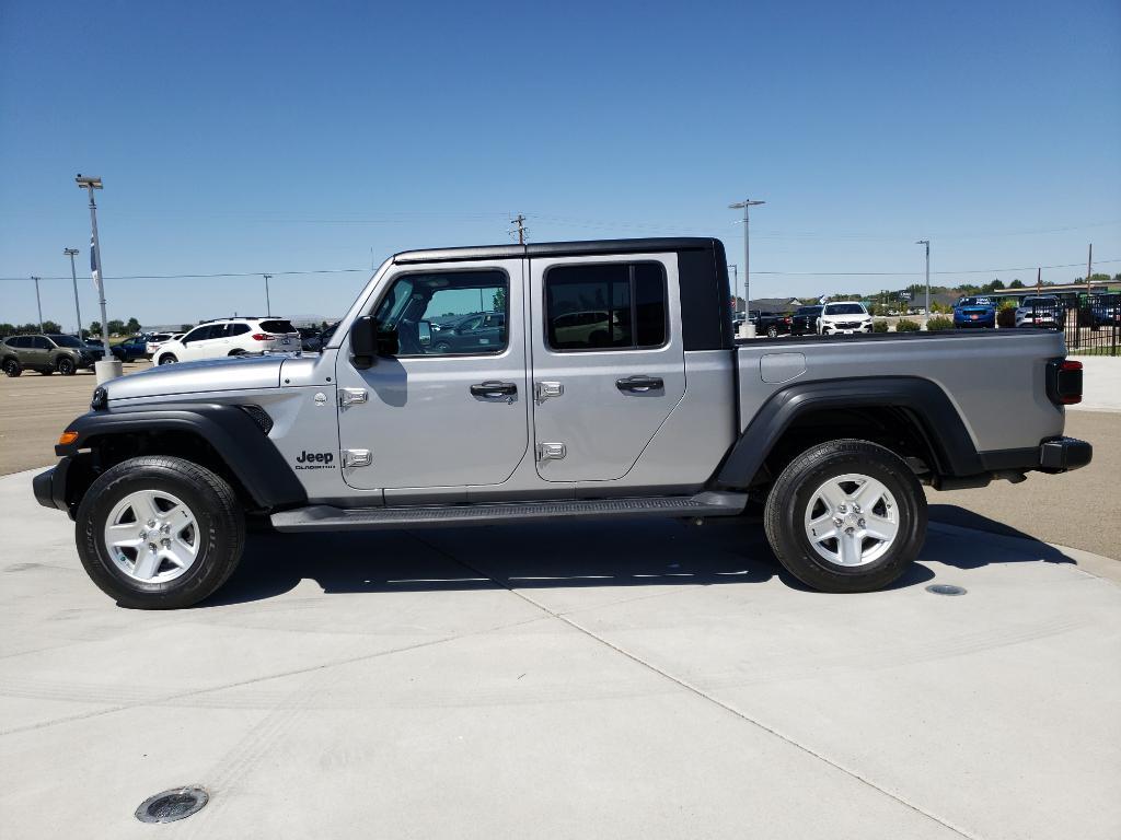 used 2020 Jeep Gladiator car, priced at $27,000