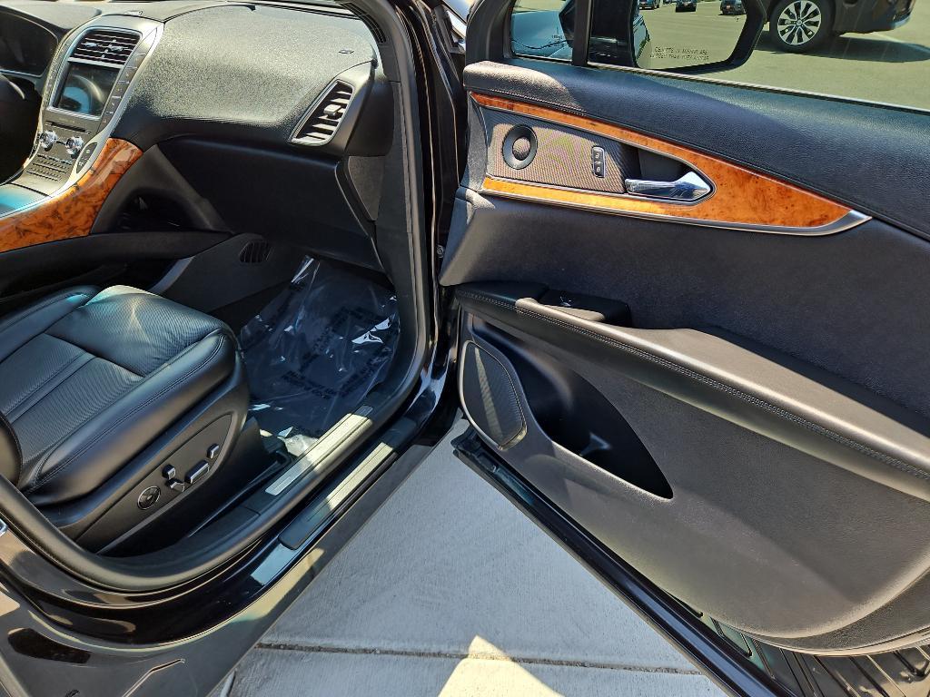 used 2020 Lincoln Nautilus car, priced at $31,011