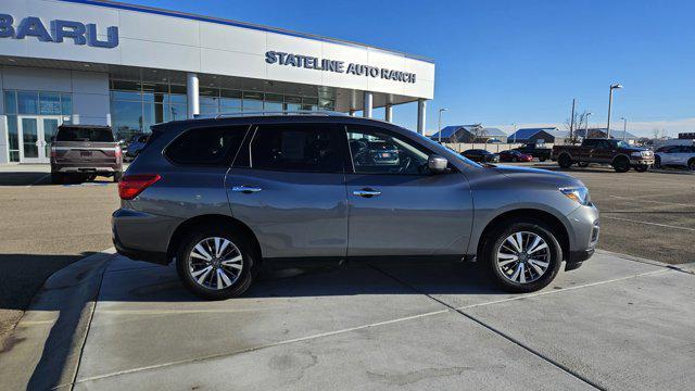 used 2020 Nissan Pathfinder car, priced at $18,000