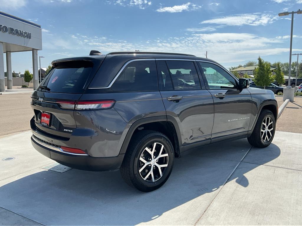 used 2024 Jeep Grand Cherokee car, priced at $36,000