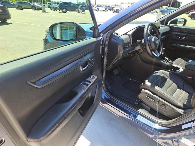 used 2025 Honda CR-V Hybrid car, priced at $40,250