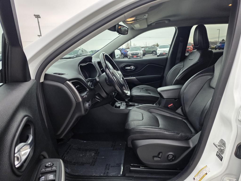 used 2021 Jeep Cherokee car, priced at $22,900