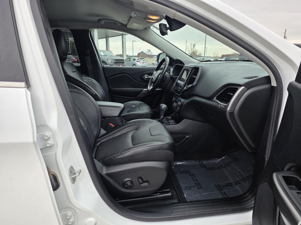 used 2021 Jeep Cherokee car, priced at $22,900