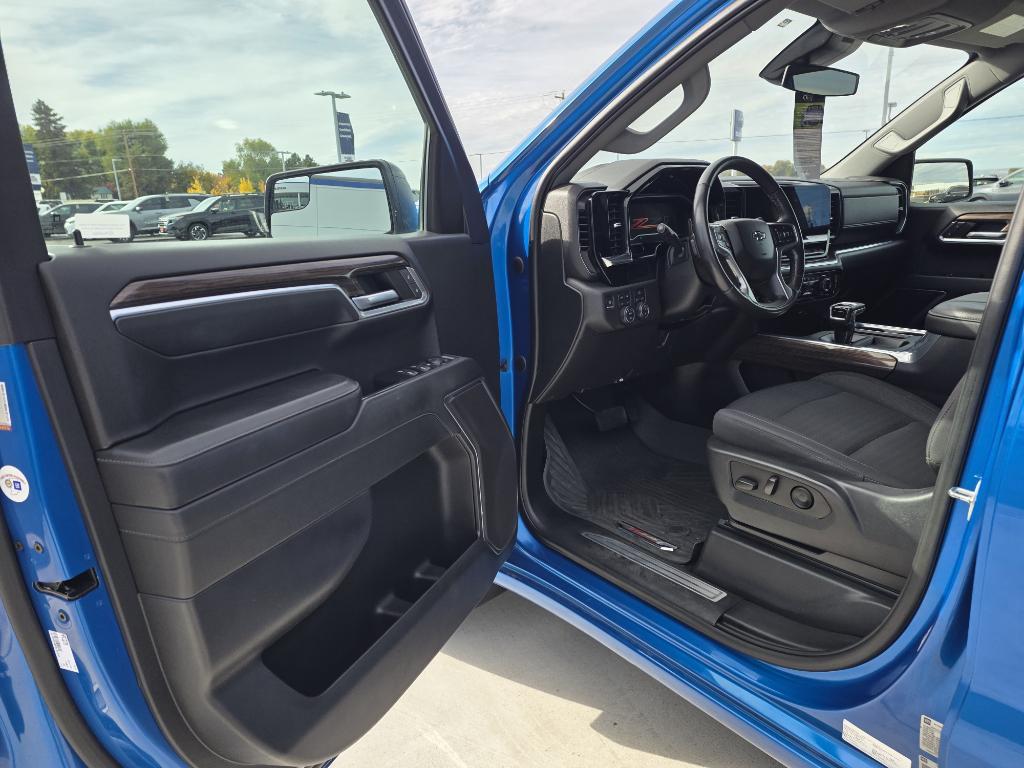 used 2023 Chevrolet Silverado 1500 car, priced at $43,800