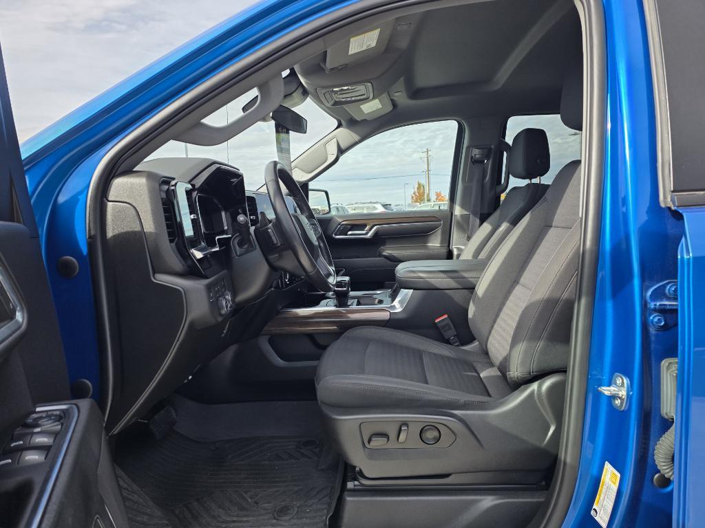 used 2023 Chevrolet Silverado 1500 car, priced at $43,800