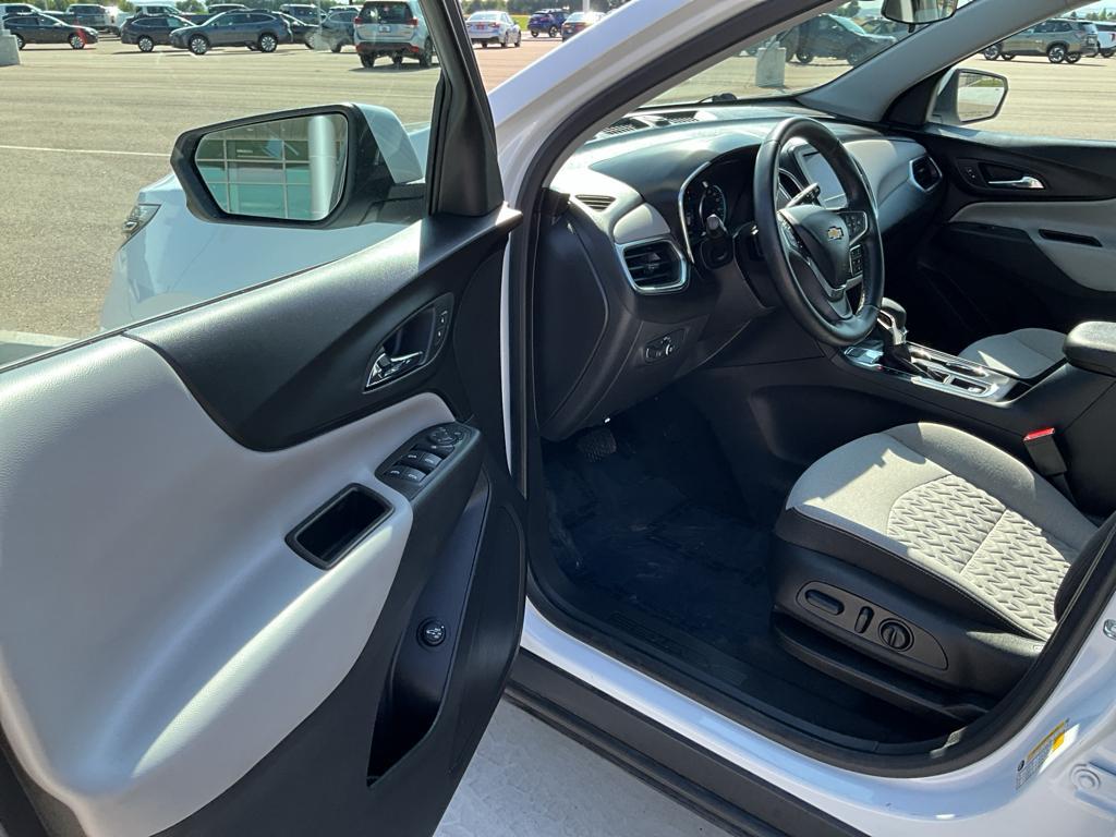 used 2023 Chevrolet Equinox car, priced at $21,000