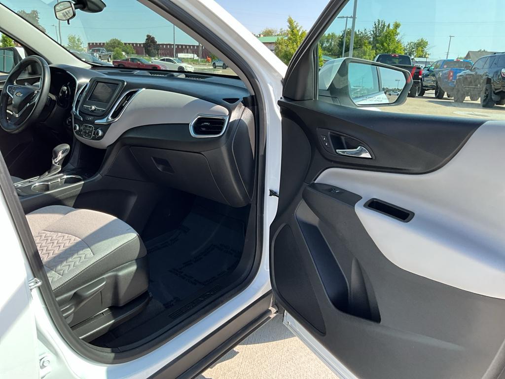 used 2023 Chevrolet Equinox car, priced at $21,000