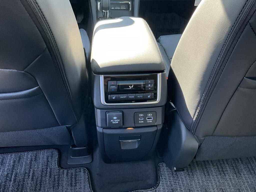 new 2025 Subaru Ascent car, priced at $51,948