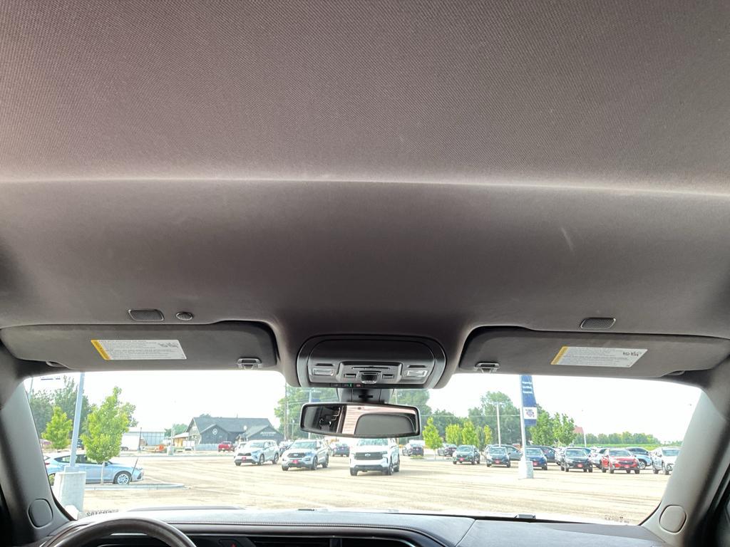 used 2022 GMC Yukon car, priced at $58,900