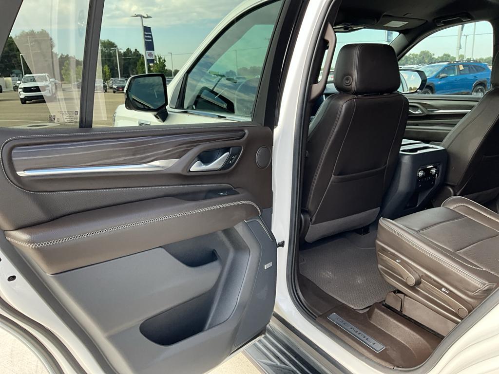 used 2022 GMC Yukon car, priced at $58,900