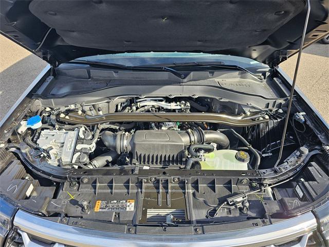 new 2025 Ford Explorer car, priced at $60,045