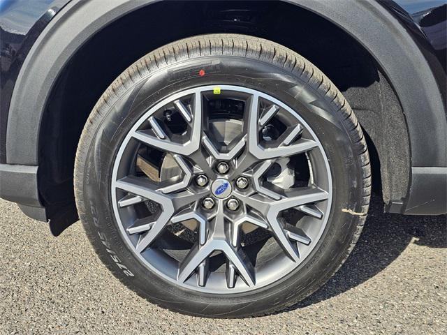 new 2025 Ford Explorer car, priced at $60,045