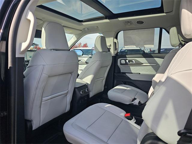 new 2025 Ford Explorer car, priced at $60,045