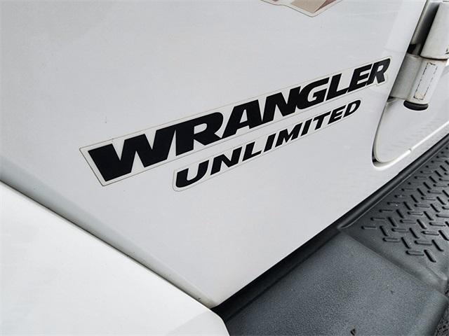 used 2014 Jeep Wrangler Unlimited car, priced at $19,998