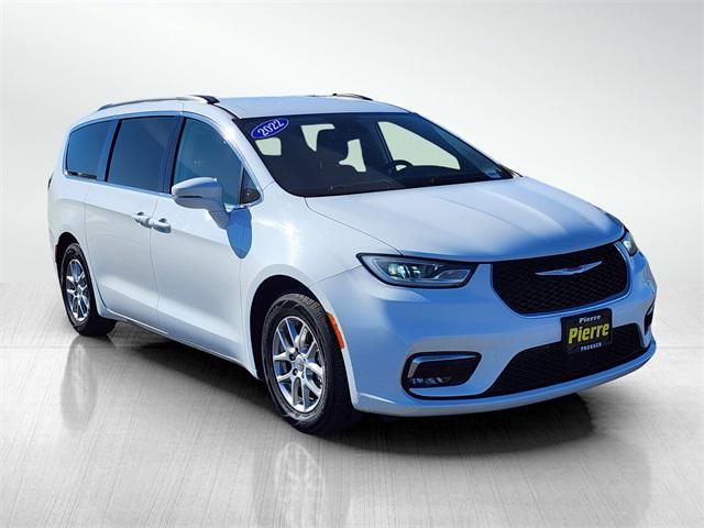 used 2022 Chrysler Pacifica car, priced at $25,816