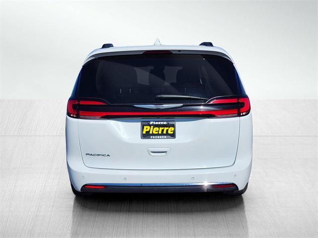 used 2022 Chrysler Pacifica car, priced at $25,816