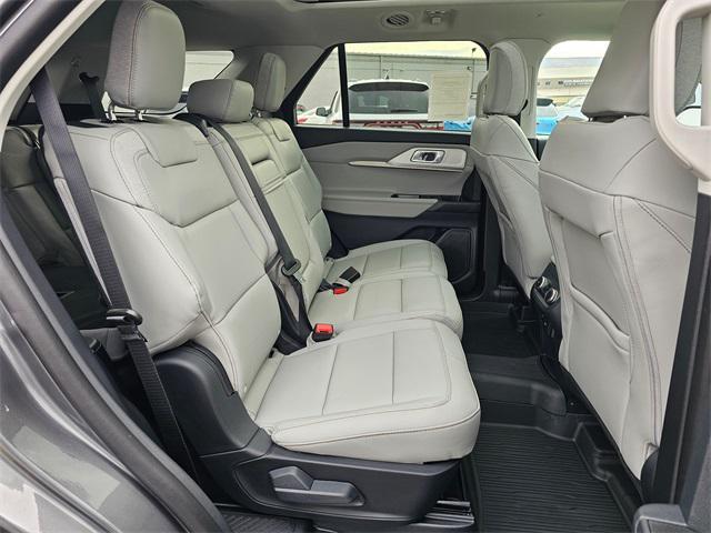 new 2025 Ford Explorer car, priced at $50,515