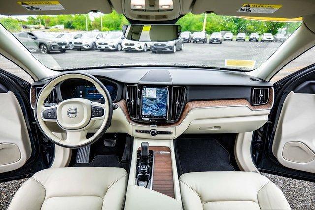 used 2022 Volvo XC60 car, priced at $28,376