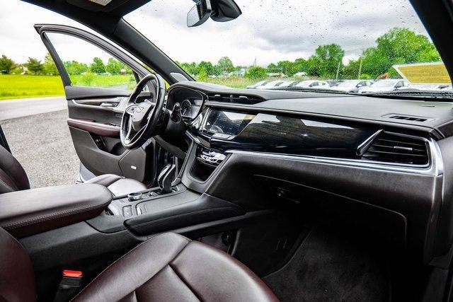 used 2021 Cadillac XT6 car, priced at $32,976
