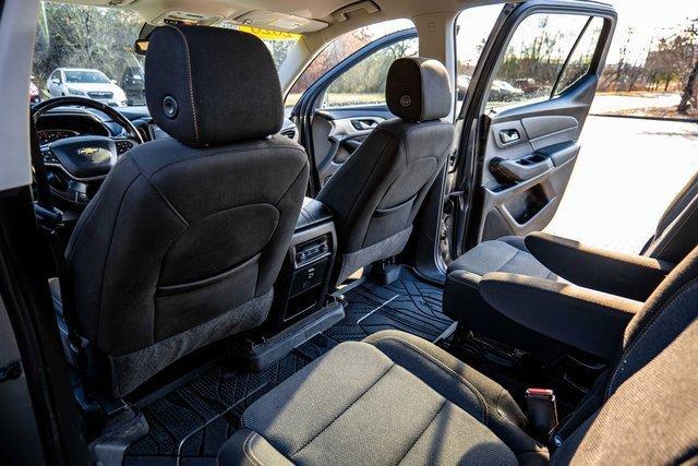 used 2020 Chevrolet Traverse car, priced at $23,476