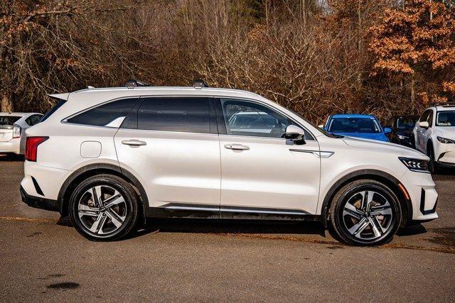 used 2022 Kia Sorento Plug-In Hybrid car, priced at $31,176