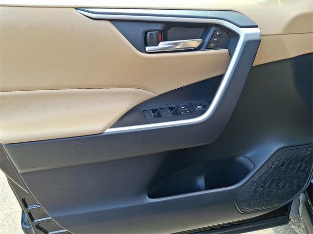 used 2021 Toyota RAV4 car, priced at $29,788
