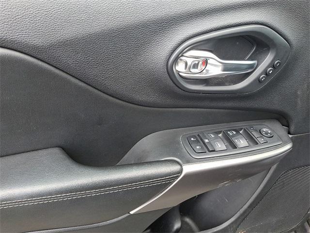 used 2019 Jeep Cherokee car, priced at $16,988
