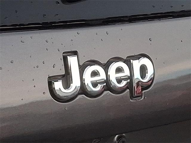 used 2019 Jeep Cherokee car, priced at $18,988