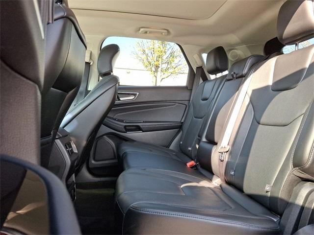 used 2015 Ford Edge car, priced at $13,995