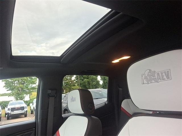 used 2024 GMC Canyon car, priced at $50,988